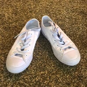 Lilac Purple Converse. Size 2.